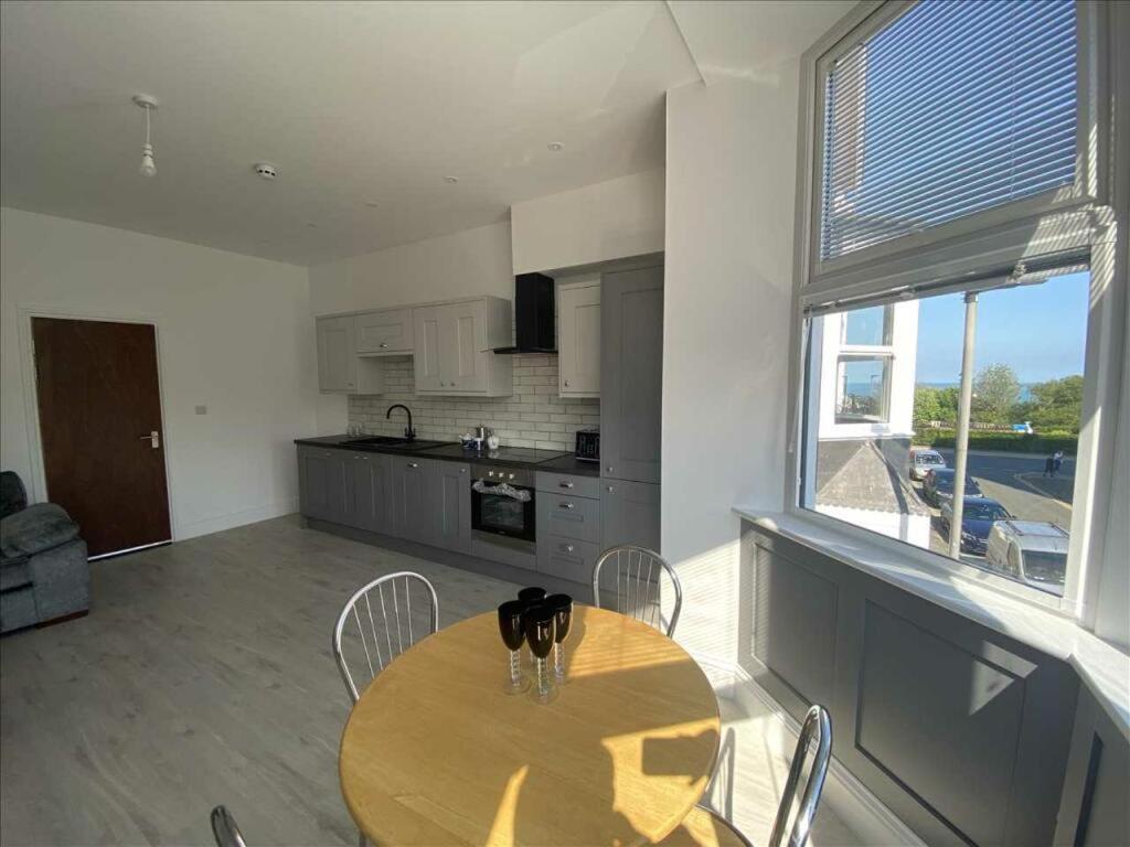 Apartment Brooklands Seaside Retreat Flat 4 *